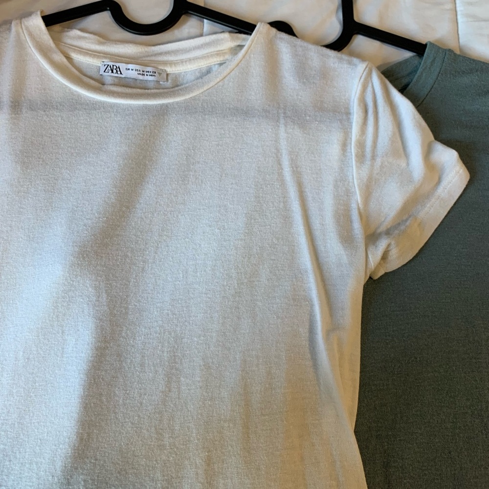 Zara T-shirt - Picture 2 of 6